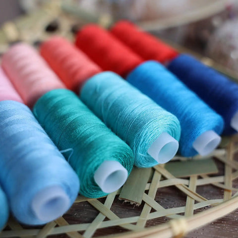 Top Shelf 72 Piece Sewing Thread Kit With 36 Vibrant Polyester Shades And Matching Bobbins And Each Spool Packs Four Hundred Yards Of Slick Stitching To Knock Out Quilting And Embroidery Projects Today