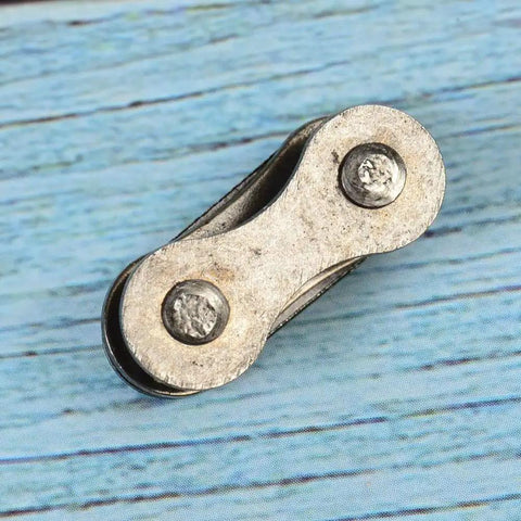 Heavy Hitter Stainless Steel Chain Master Links For Bikes And Cycles No Sweat Connector Repair Parts Rustproof Build close-up image