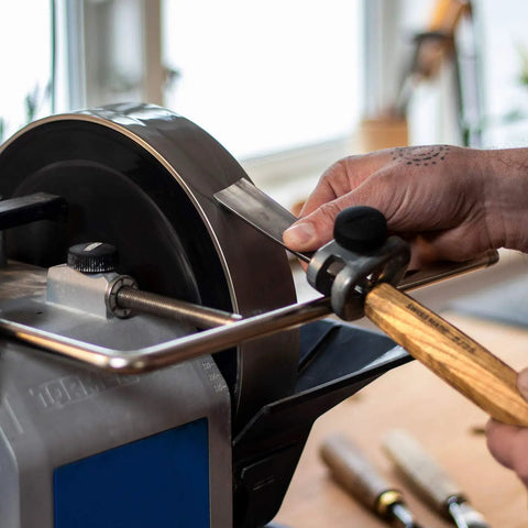 Short Tool Jig For Sharpening Short Wood Chisels Carving Gouges And Power Carver Bits That Keeps Your Tools Square To The Grindstone