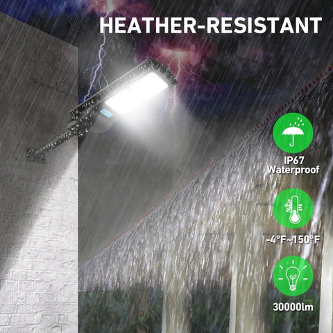 Outdoor Solar Street Light IP67 Waterproof 600 LEDs 30000 Lumens Dusk to Dawn Flood Light on wall in rain