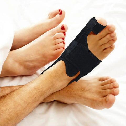 Overnight Bunion Corrector For Men And Women, Big Toe Straightener Night Splint on foot, black brace, memory steel plates visible