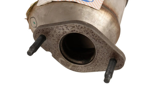 Angle view of GM Genuine Parts 19418933 Three Way Catalytic Converter Kit With Rear Exhaust Manifold Pipe for cars and trucks
