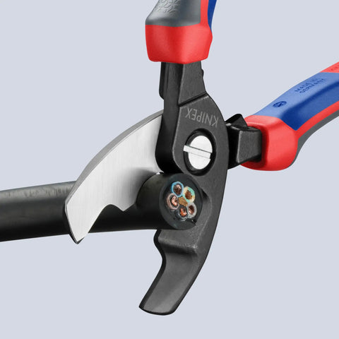 Cable Shears For Copper And Aluminum Cables, One Hand Operation, cutting multi-core wire with precision, close-up view