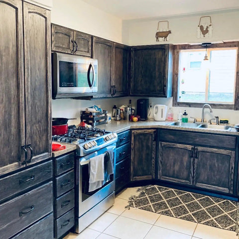 Straight Up Charred Aging Wood Stain For Interior Projects Delivers Rich Dark Burned Look Quick And Easy Water Based Low Odor Formula on kitchen cabinets.