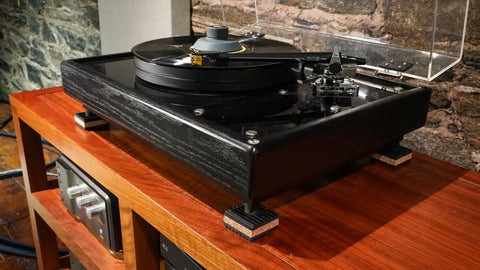 Turntable on wood stand with Cork Isolation Pads For Turntables, 1 Inch Thick, Pack Of 4, Sound Dampening To Slash Vibrations And Skipping