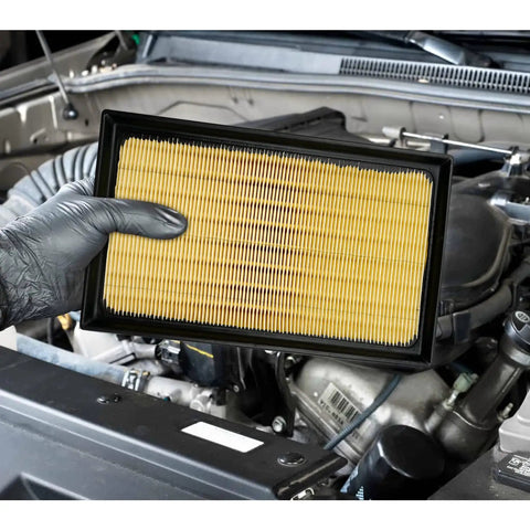 Engine Air Filter JM7050 For Toyota Hybrids installation in car engine bay