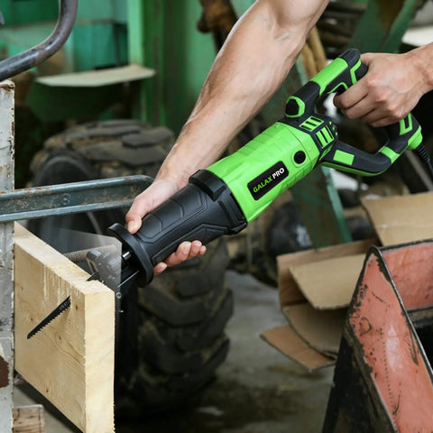 900W Reciprocating Saw With Variable Speed And LED Work Light cutting wood, adjustable angle, visible 3000 SPM action