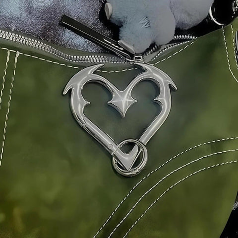 Heart-shaped Gothic Keychain With Cute Carabiner Clip For Keys Backpacks Cars And Daily Decoration Dope Y2K Fashion Accessory