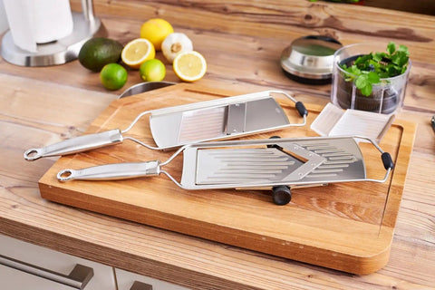 Pro Slicer With V Blade Stainless Steel 46 Cm For Quick No Fuss Clean Slices In Your Kitchen Ergonomic Handle Cuts Tomatoes And More