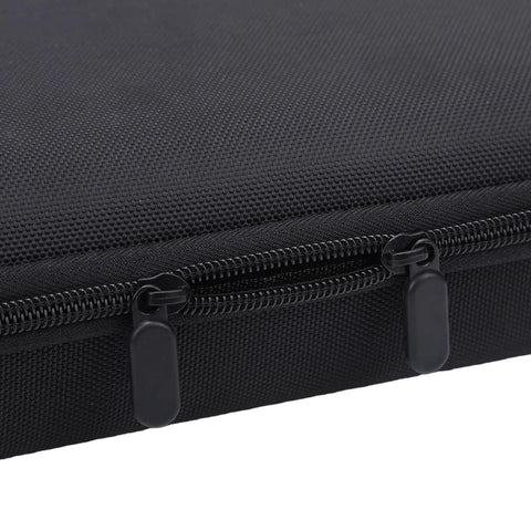 Close-up of dual zip closure on 17 Slot Billiard Ball Case With Foam Lining And Mesh Pouch Adjustable Shoulder Strap.