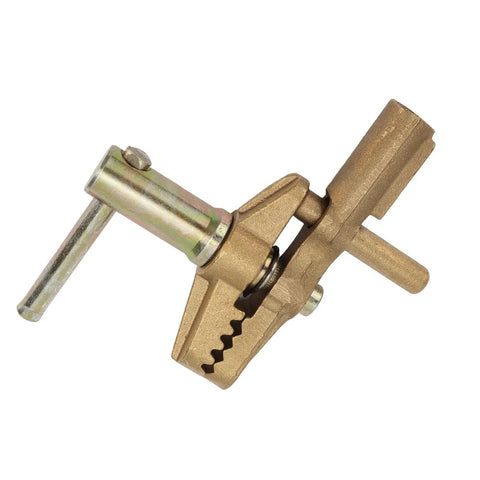Super Heavy Duty 800A Grounding Brass Welding Clamp With Rubber Sleeve For Top Tier Electrical Conductivity And Minimal Resistance During Any Serious Welding Project Job, side view with metal jaws.