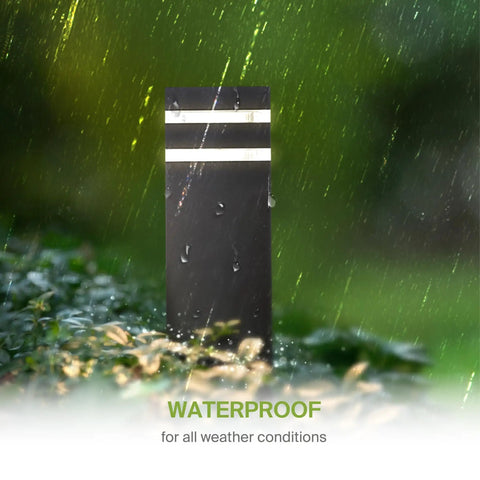 Round 18 Inch All Weather Outdoor Bollard Light Fixture With 60W E26 Socket 120V Dimmable Waterproof in rain scene