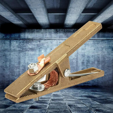 Heavy Duty Brass A-Shape Ground Welding Earth Clamp With Super 300 Amp High Conductivity For Argon Arc TIG And Stick Welding Jobs That Get Dirty Fast close-up view showing clamp details.