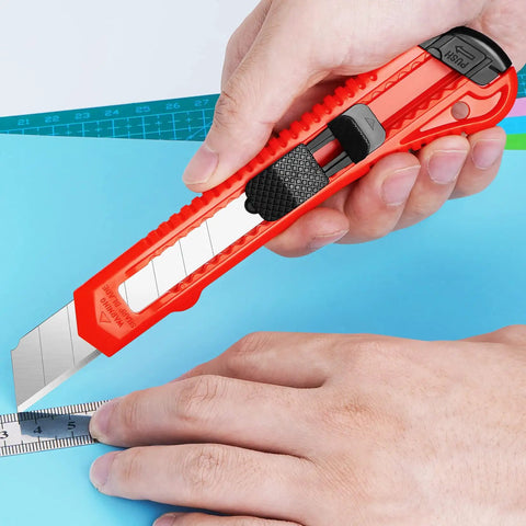 30 Pack Retractable Box Cutter Utility Knife With 18mm Snap Off Blades Economical Disposable Blades Comfortable Grip Ready To Cut In Home Office Garage Perfect For Cardboard Packing DIY Projects, red knife in hand
