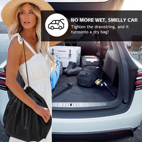 Woman holding 2 In 1 Wetsuit Change Mat And Dry Bag Waterproof Beach Gear Organizer near open car trunk with gear