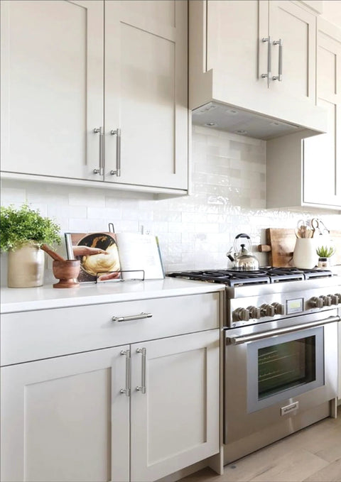 Modern kitchen with Brushed Satin Nickel Knurled Cabinet Pulls 5 Inch 128mm Pack Of 10 For Kitchen Cabinets And Drawer Fronts installed.