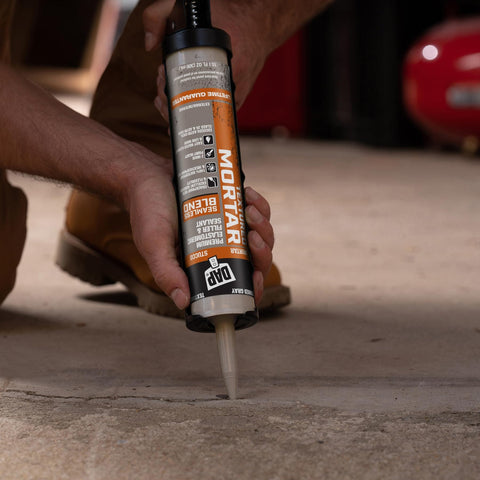 Using textured mortar filler and sealant for exterior and interior concrete, premium elastomeric latex, waterproof in 24 hours