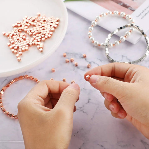 Hands crafting with assorted spacer beads kit with 3000 pieces including 4mm faceted rondelle cube beads for DIY jewelry making