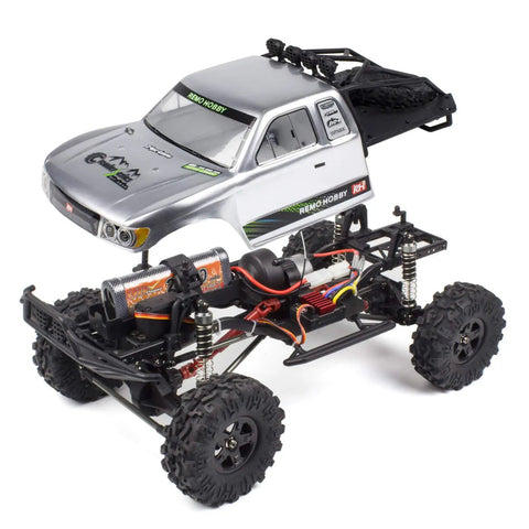 One Tenth Scale Rock Crawler 4WD Off Road Remote Control Truck With Powerful 550 Brushed Motor And 2500mAh Rechargeable Battery