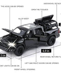 Pickup Truck Diecast Model Car For Kids One Thirty Second Scale With Sound And Light Kid Friendly Alloy Toy Truck with openable parts
