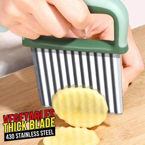 HNYYZL crinkle cutter with green handle, 430 stainless steel wavy blade for vegetables, 2-piece set