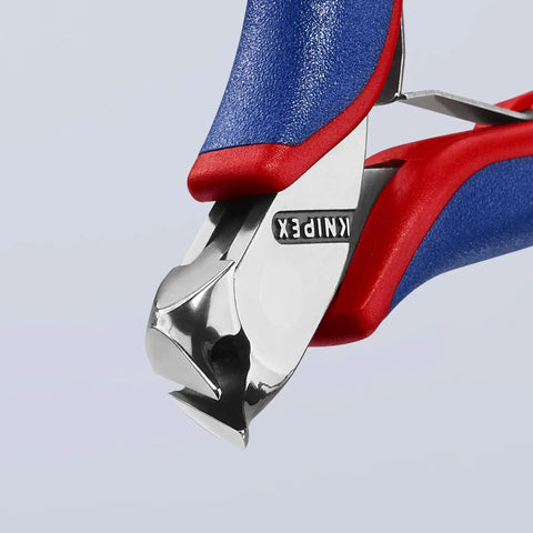 Oblique End Cutter With Short Head For Flush Cutting, Comfort Grip Electronics Cutters showing blade and handle detail.