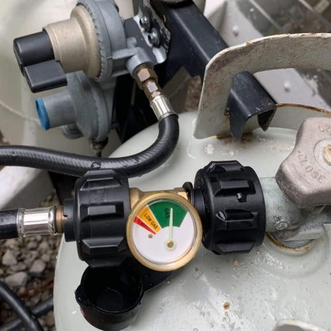 Propane Tank Gauge Level Indicator For 20Lb Tanks With Leak Detector, Brass Pressure Gauge for BBQ Grill and RV, installed view