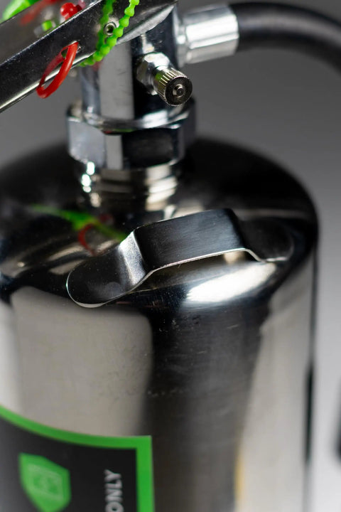 Handle Runaway Lithium Blazes With Ease Using This Heavy Duty Extinguisher Crafted To Knock Out Complex Chemical Reactions And Lock Down Thermal Runaway Fast