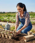 Gardener planting 126 Pack Square Peat Pots 3.15 Inch Seed Starting Pots With Drainage Holes Biodegradable Eco Friendly Nursery Pots