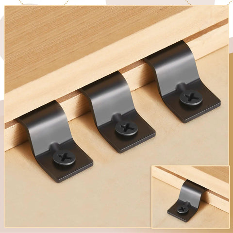 Garage Quality Heavy Duty Table Top Fasteners And Z Clips 100 Set With Screws Solid Steel Metal connector z clips attached to wooden surface.