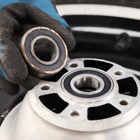 Using Pro Grade Heavy Duty Wheel Bearing Puller Kit For Harley Twin Cam And Sportster Bikes 0.75 1.0 And 25mm Bearings Removal