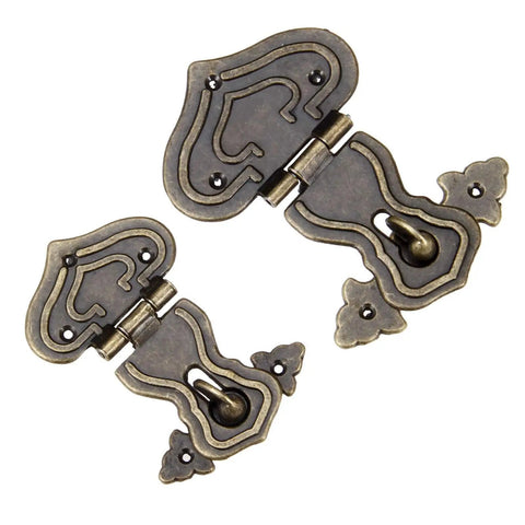 Vintage Zinc Alloy Box Hasp Lock For Jewelry Boxes Suitcases And Furniture Durable Old School Latch Clasp Hardware In 108x74x77mm close up