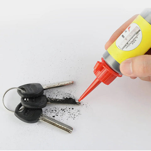 Applying Graphite Powder Lubricant 60ml Set For Cars And Locks 3 Pack No Dust Long Lasting Formula on car keys