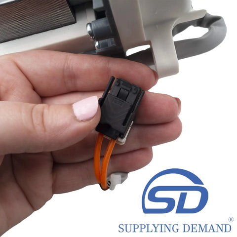 Close-up of hand holding wire connector for Front Load Washer Drain Pump Assembly Replacement For WH23X24178 WH23X28418 WH23X27574 B40-3A01 120V 60Hz 1.25A Fits Front Load Washers Replacement Part AP6889136 PS12723115 4958182