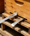 Heavy Duty Stainless Steel Pry Rod And Flat Scraper For Paint Removal And Wood Board Stripping With Wooden Handle, Rust Resistant Durability, Long Reach 168mm To 310mm, Ideal For Renovation Jobs used on wooden pallet