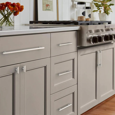 Kitchen cabinets with 10 Pack Brushed Nickel Cabinet Knobs Satin Nickel Drawer Pulls For Kitchen Cabinets Bathroom Cupboards And Dressers Easy Install Rustproof Non Toxic Solid Metal Hardware CK0084 installed.