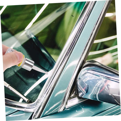Applying Windshield Crack Repair Kit For Chips And Scratches to car glass, portable and easy to use on vehicle windshield damage.