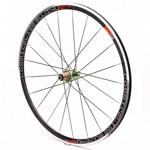 700C Road Bike Wheelset With 30mm Deep Rim For Street Speed, Sealed Bearings Front And Rear, Side View