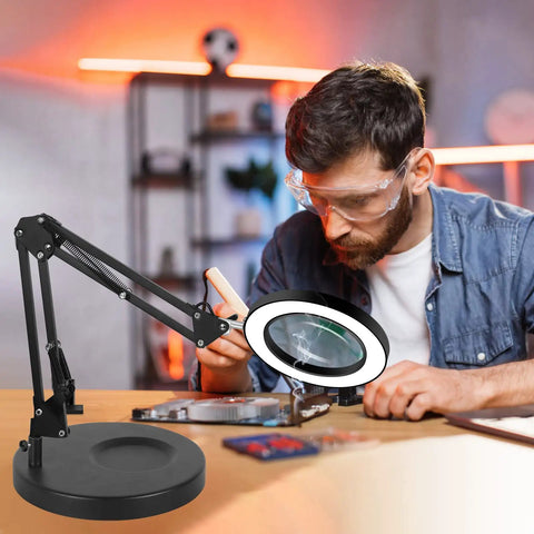 Man using 8X Magnifying Glass With Light And Stand For Handy Hobby DIY Close Work Real Glass Magnifier Desk Lamp And Clamp Base.