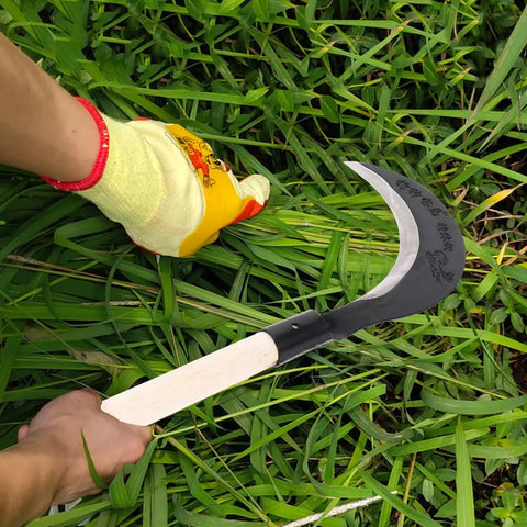 Garden use of Manganese Steel Long Handle Hand Scythe For Weeding And Lawn Care With Thick Blade Heavy Duty Garden Tool For Outdoor Use