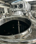 Heavy Duty Stainless Steel 500L Automatic Pasteurization Tank For Milk Juice Beverages Featuring Smooth Temperature Control and Mixing.