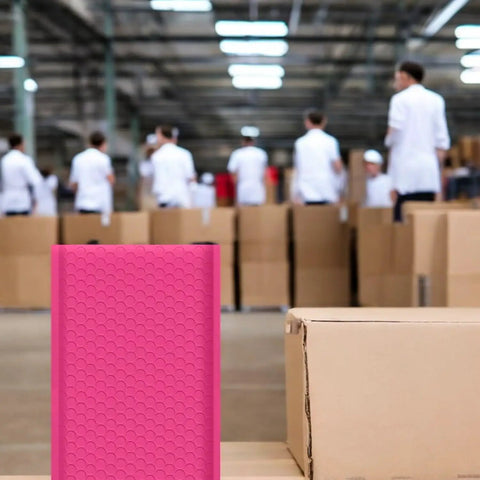 Hot Pink 8.5 X 12 Inch Bubble Mailers Dope Self Seal Padded Envelopes Medium Size Two Opaque Privacy Lightweight Yet Sturdy