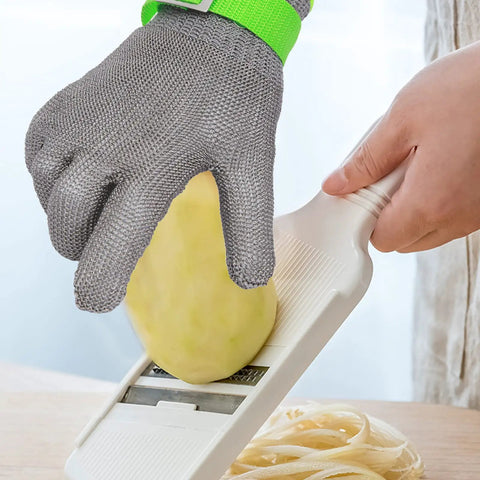 Level 9 Cut Resistant Kitchen Glove For Meat Prep And Oyster Shucking, Tough As Nails, Food Grade Stainless Steel Mesh Safety Glove in use