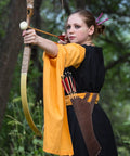 Archer using Leather Hip Quiver For Arrows On The Go Archery Pouch One Hand Draw Waist Mounted Arrow Holder for hunting