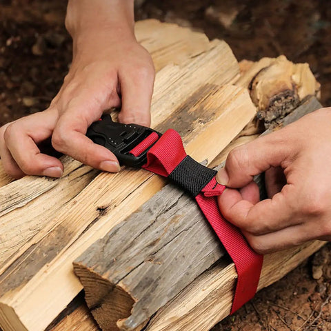 Two Pack Heavy Duty Nylon Packing Straps With Quick Release Buckle 1.5m Adjustable Outdoor Luggage Tie-Downs securing logs