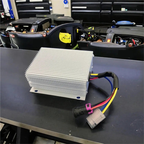 Heavy Duty EV Car DC To DC Power Converter 500 Watt 144V To 24V 22 Amp isolated transformer with aluminum housing.