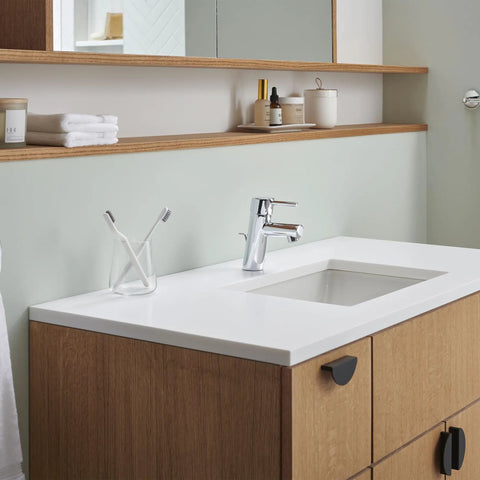 Concetto Single-Hole One-Handle Bathroom Faucet Chrome Finish S-Size 1.2 GPM Drip-Free Ceramic Disc Valve Brass Body Angled Spout