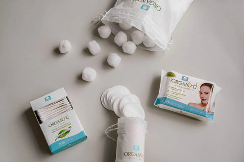 100 Percent Certified Organic Cotton Swabs No Man Made Materials 200 Count White Super Gentle Hypoallergenic for Personal Care
