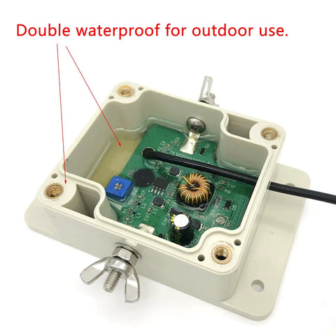 Internal view of amplifier box, part of Beefed-Up Loop Active Receiving Antenna For 0.5 To 30 MHz Shortwave Radios, waterproof design.