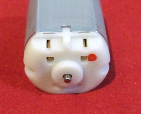 4 Pack 10mm Round Shaft Central Door Lock Actuator Motor FC 280PC 22125 with visible spindle on red background